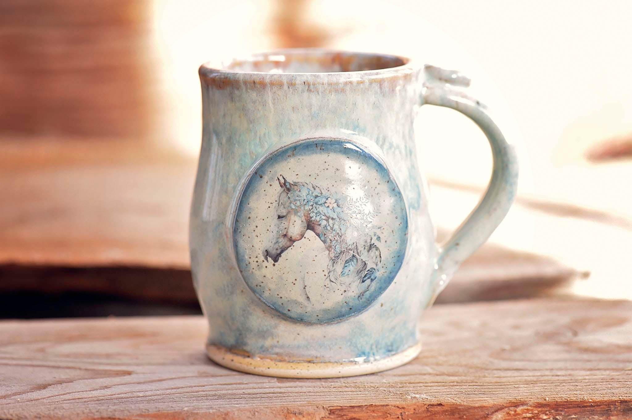 12.5oz Blue Flower & Feather Horse Mug