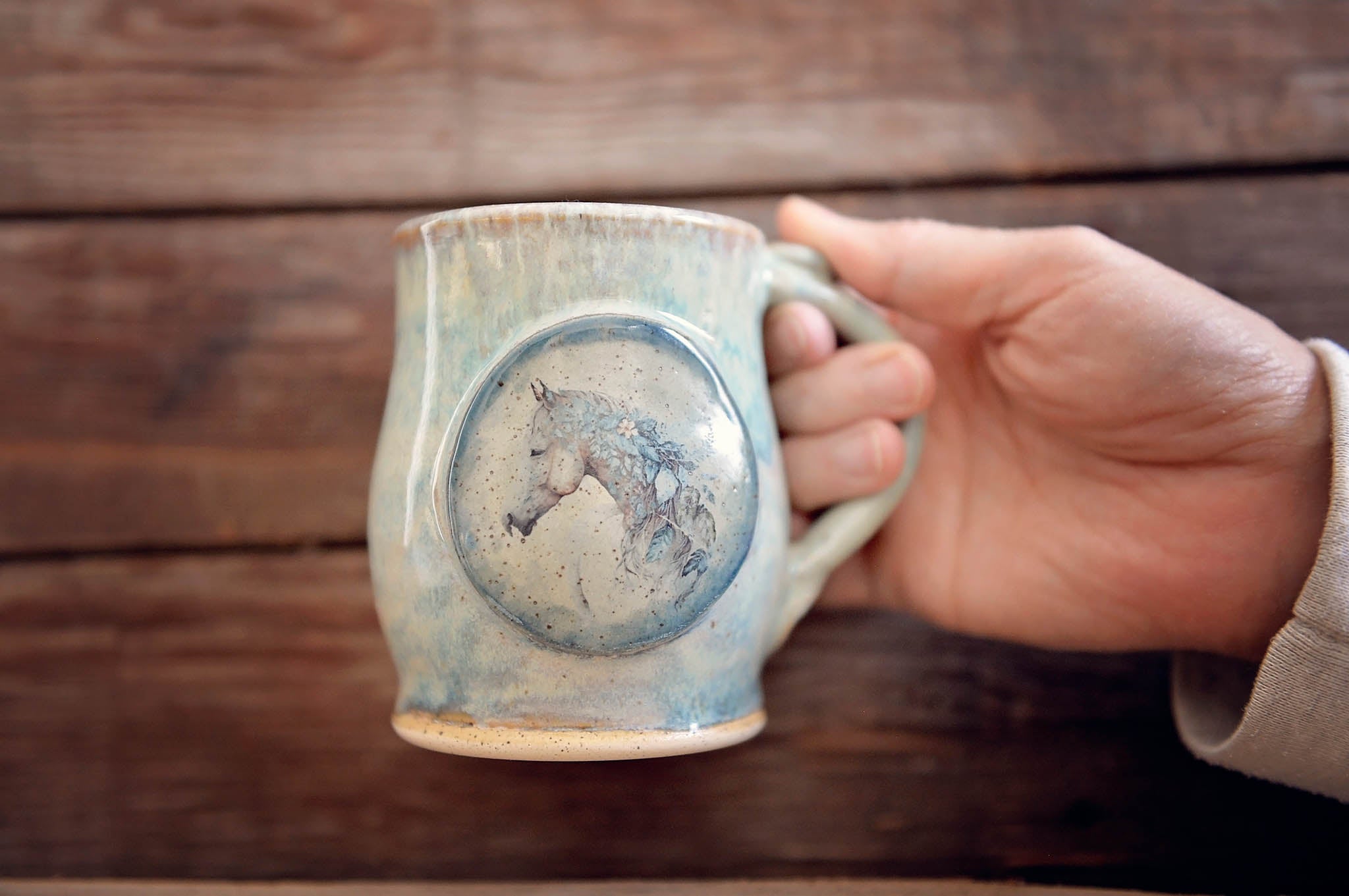 12.5oz Blue Flower & Feather Horse Mug