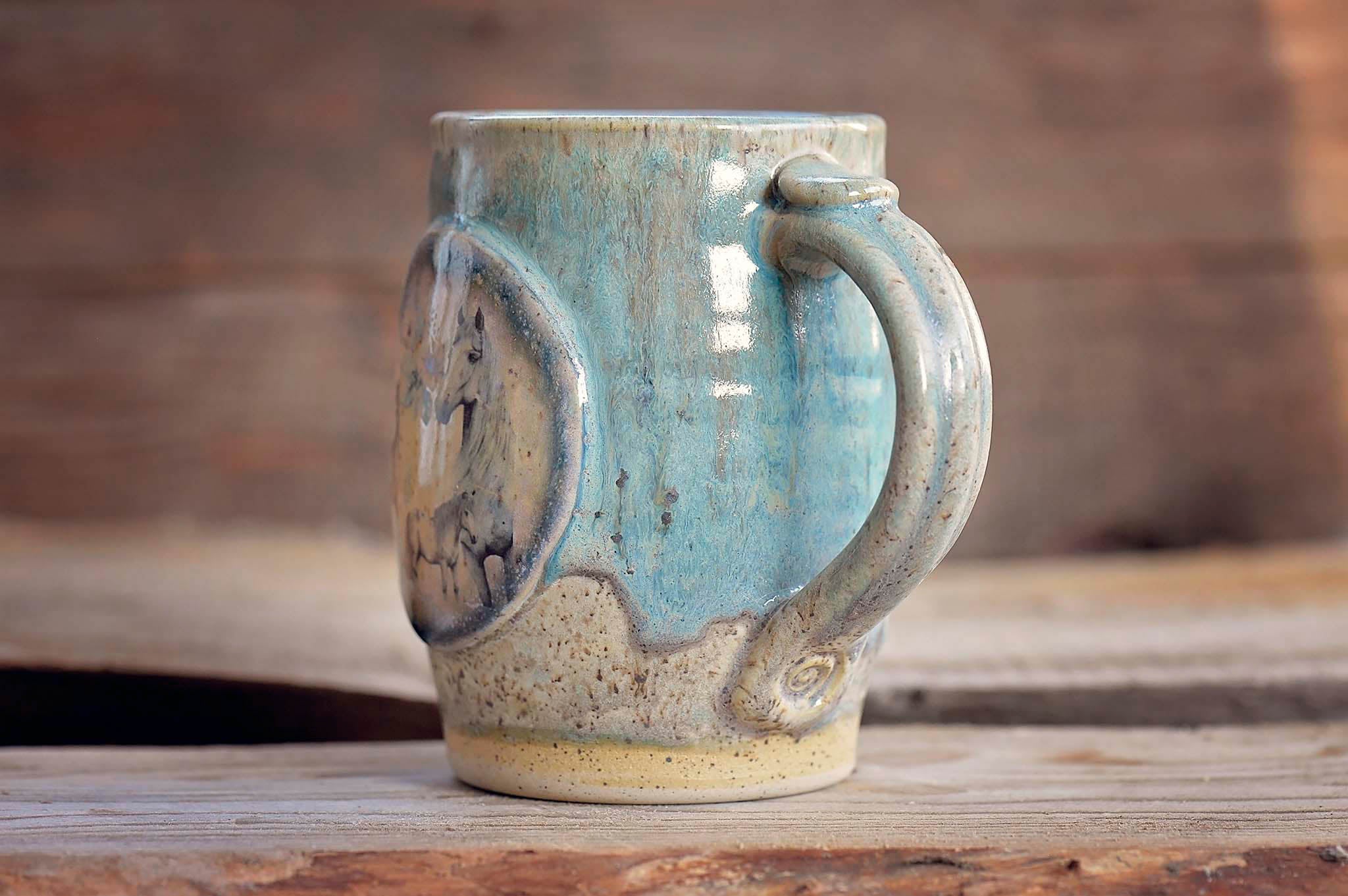 16.9oz Three Horses Mug