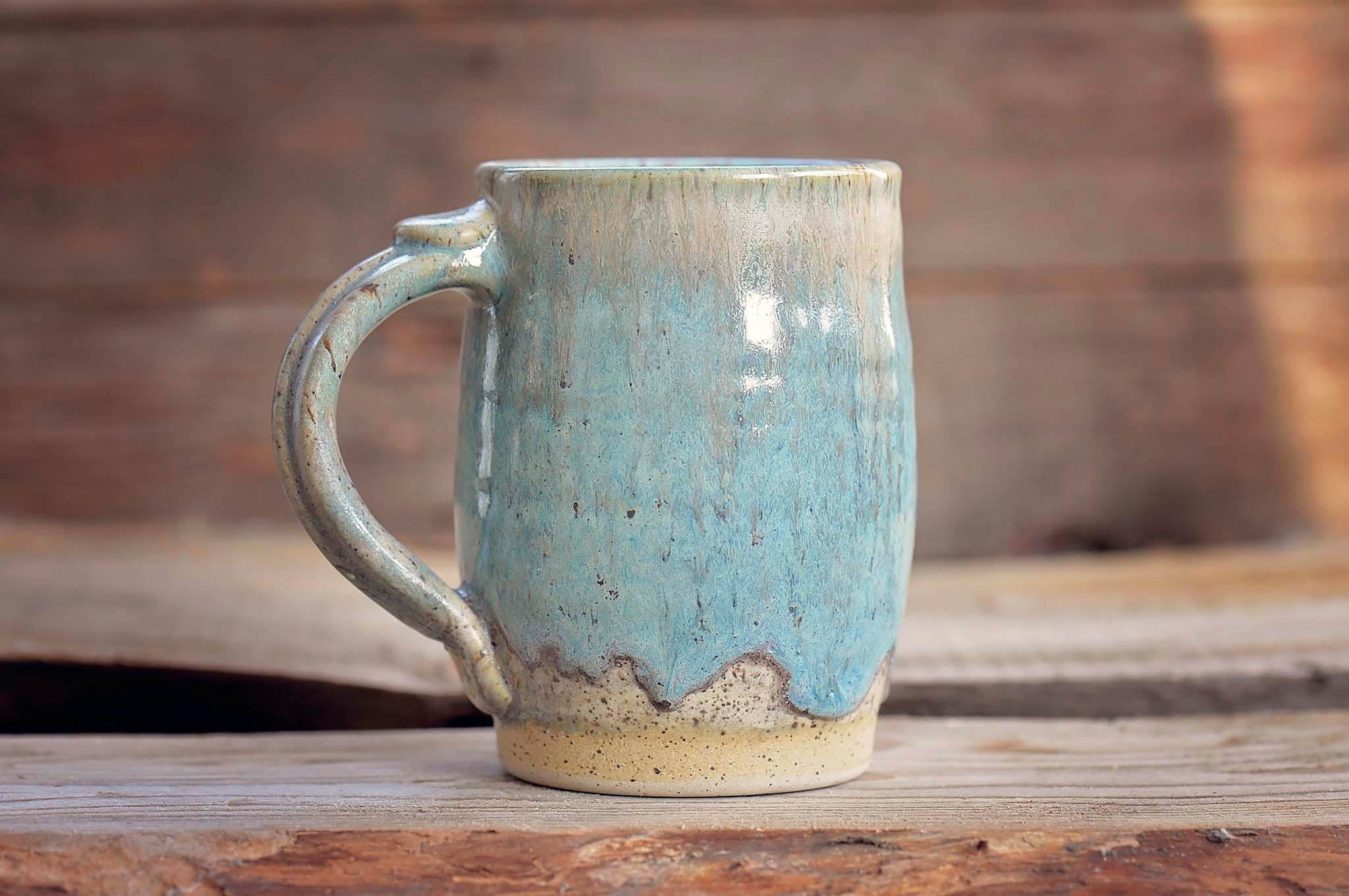 16.9oz Three Horses Mug