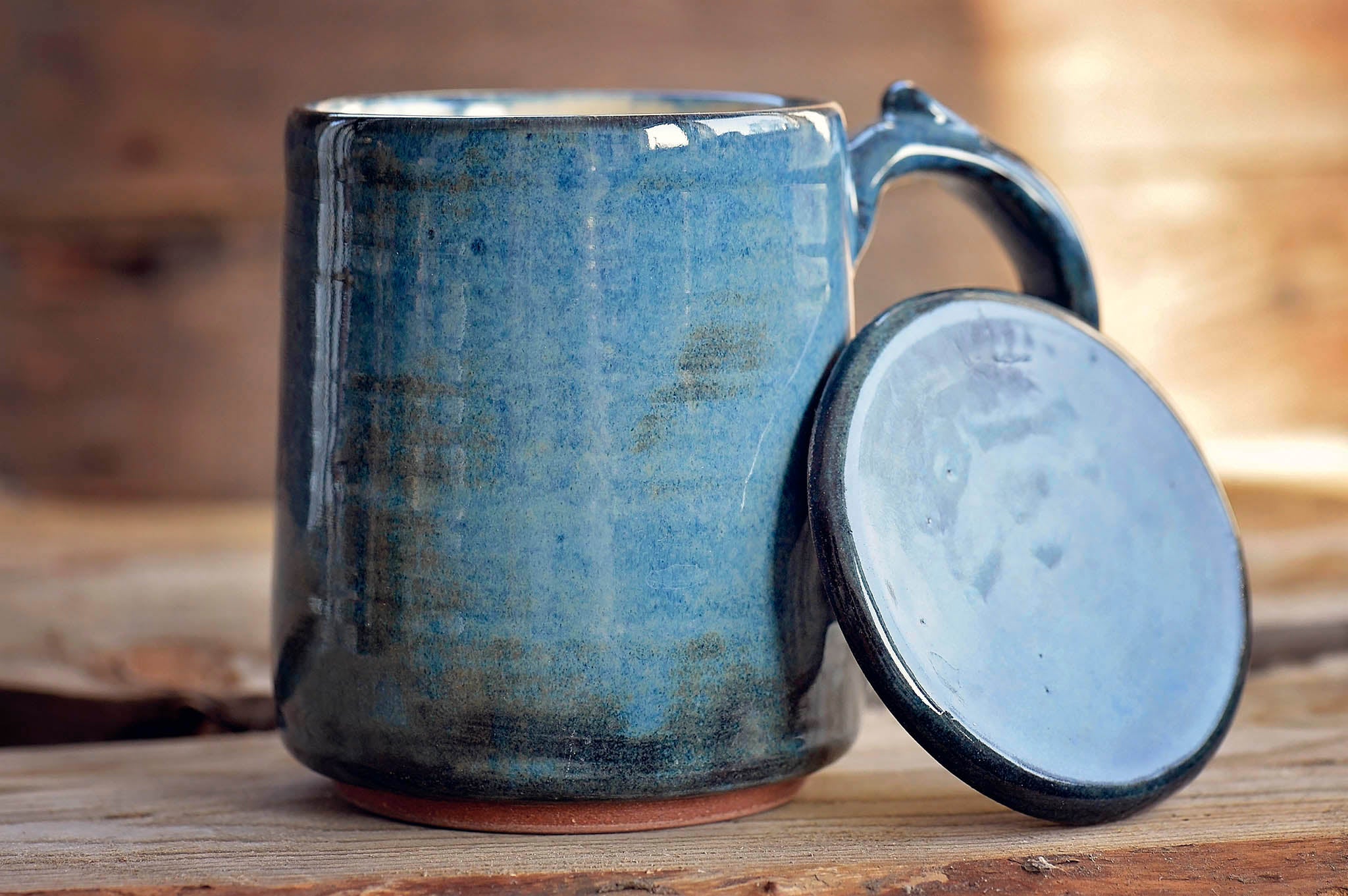 23.4oz Handmade Ceramic Mug with Lid - Ocean Blue