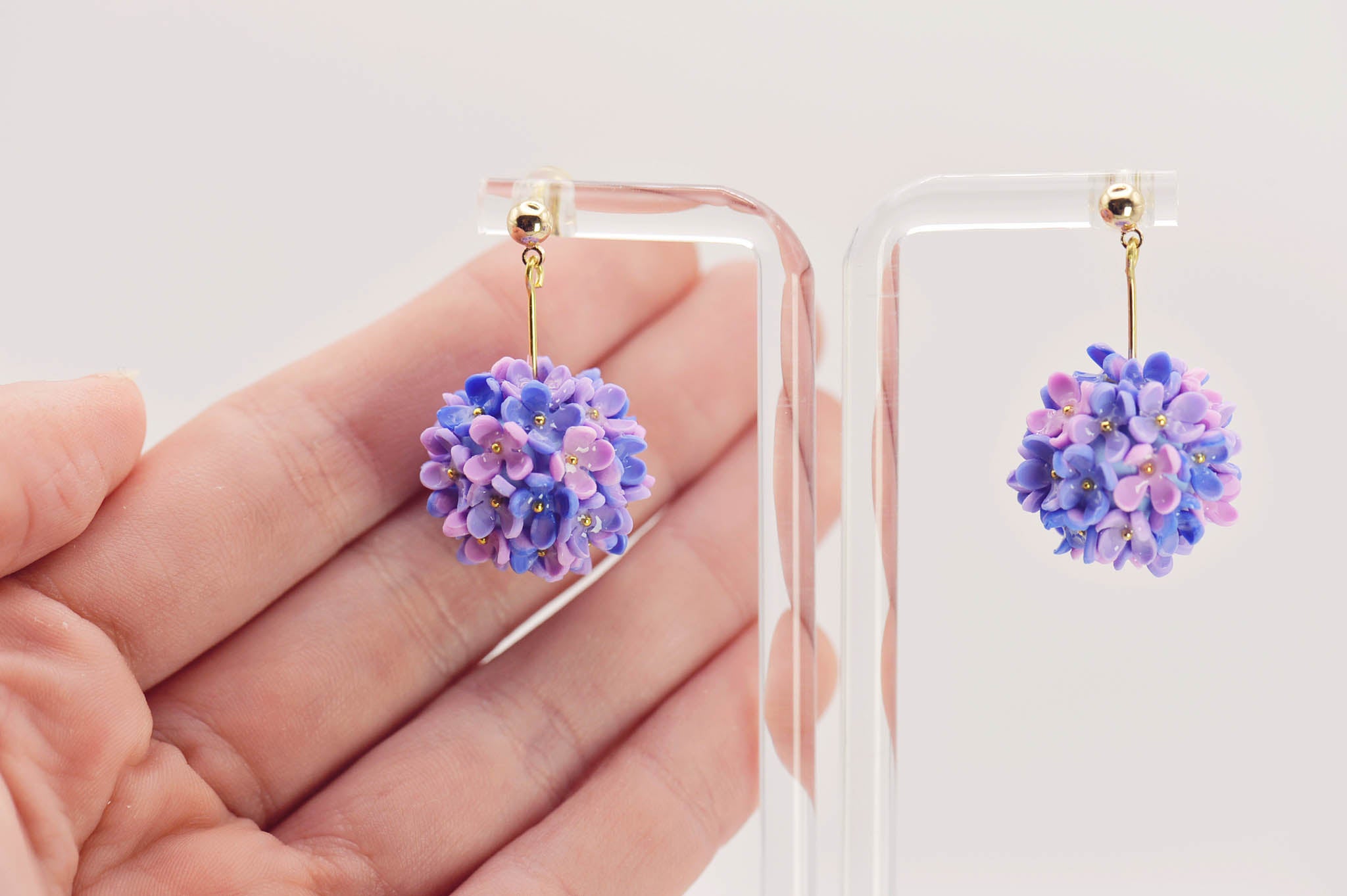 Blue & Pink Hydrangea Dangle Ball Posts