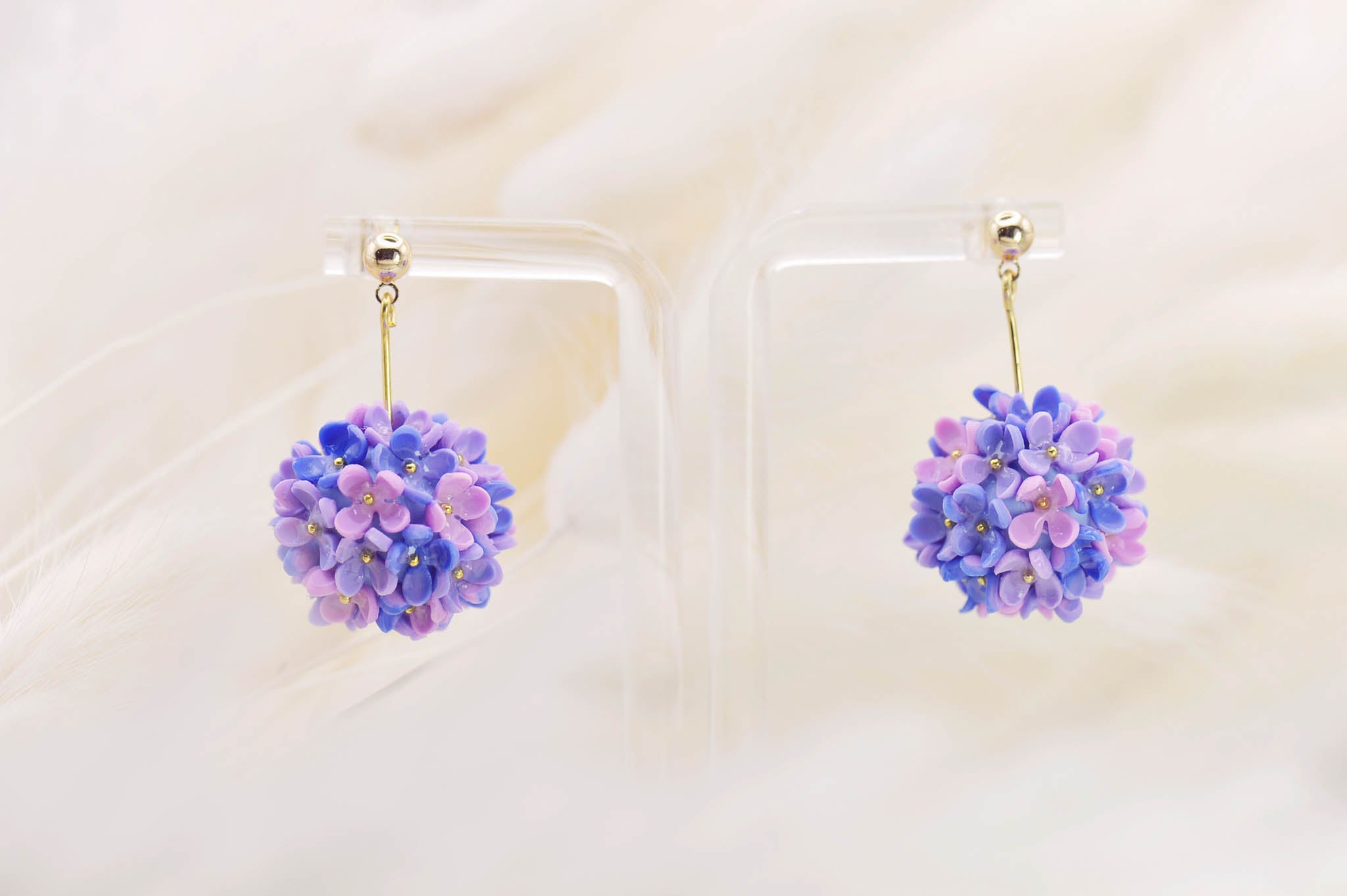 Blue & Pink Hydrangea Dangle Ball Posts